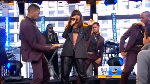 kelly-rowland-gma-street-life