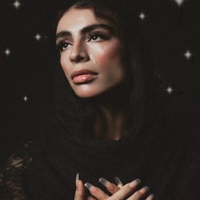 sevdaliza lamp lady