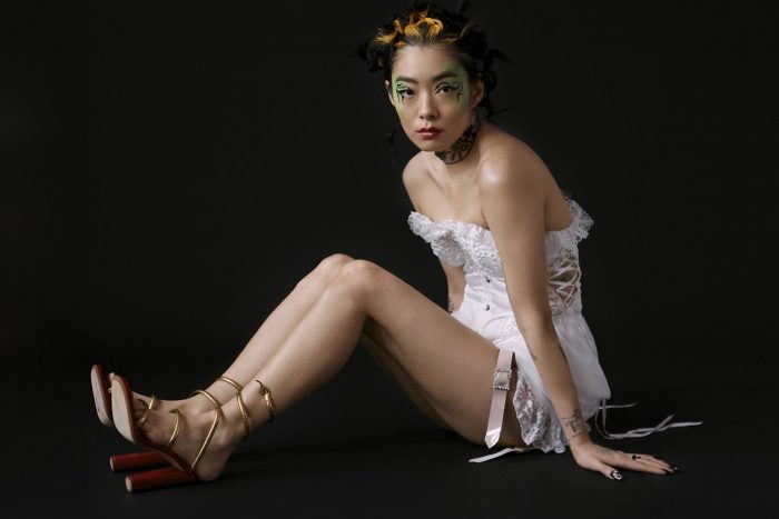 Rina Sawayama - Dance In The Dark