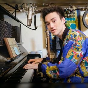 Jacob Collier - Running Outta Love